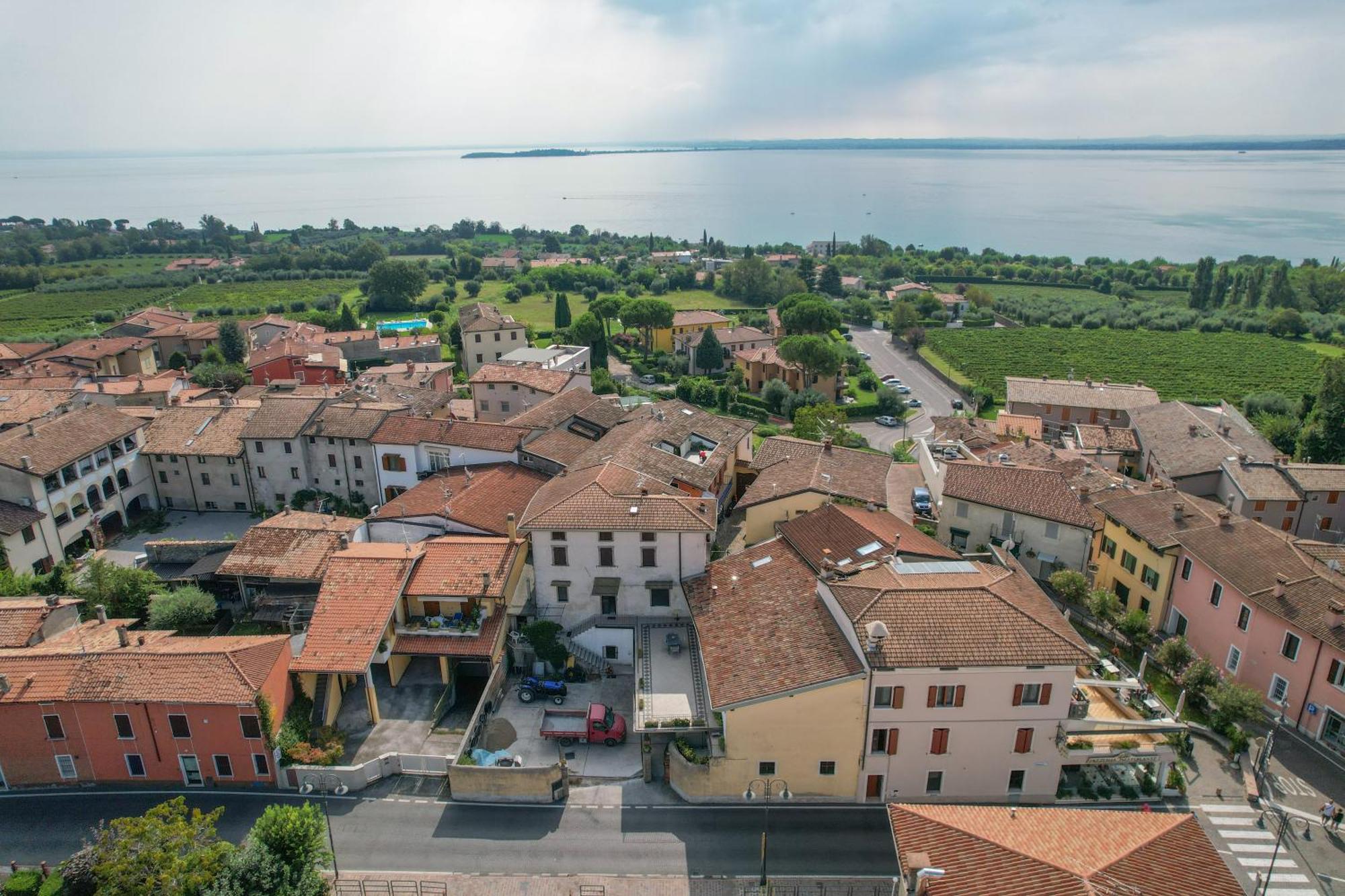 Appartamento In Piazza Moniga del Garda Εξωτερικό φωτογραφία